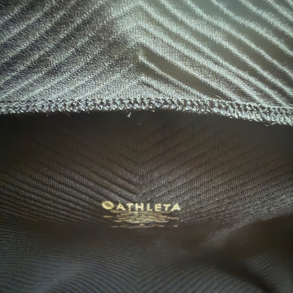 Athleta Black Sleeveless Women's Top! Beautiful - Picture 8 of 8